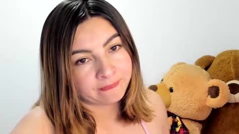 luara__01__lecat_1 online show from October 5, 1:25 am