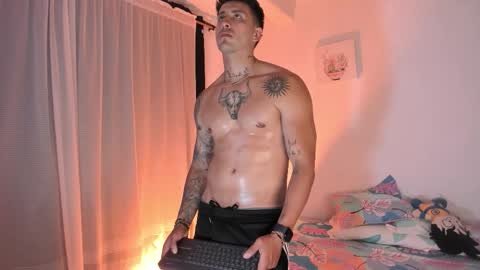 Snapshot of luca_vane chatting on September 11, 2:13 am luca vane online show from September 11, 2:13 am