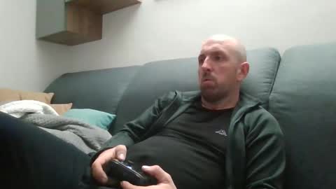 Luca online show from November 19, 7:34 pm