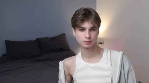 lucacharm online show from February 3, 9:29 pm