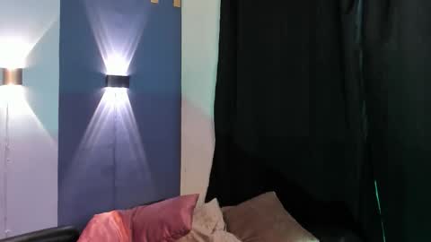 Lucas online show from February 13, 5:11 am