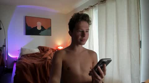 Lucas and Matteo online show from October 18, 7:07 pm