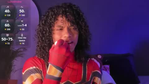   online show from October 21, 11:15 am