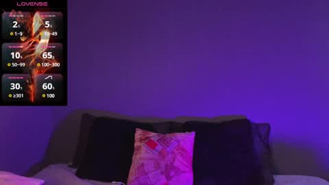   online show from February 19, 4:22 pm