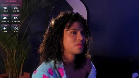   online show from November 21, 1:53 pm