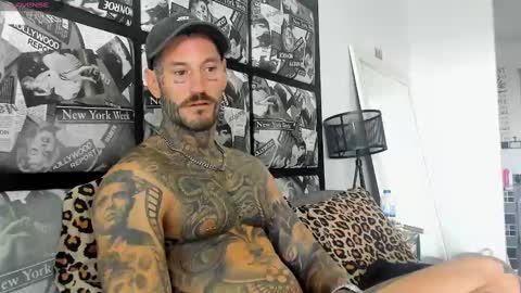 lucasexclusive online show from March 12, 4:51 am