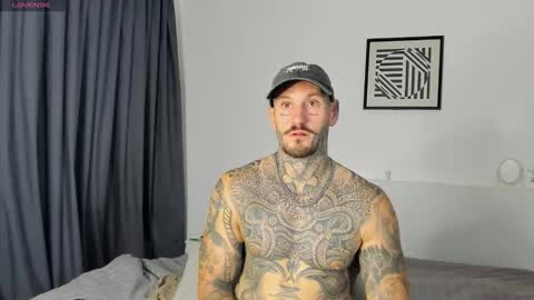 lucasexclusive online show from December 15, 5:03 am