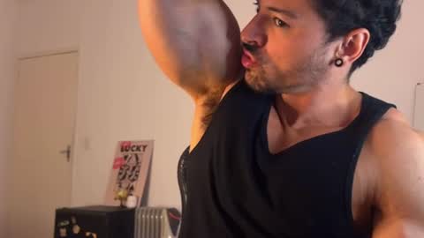 lucasfit24 online show from July 18, 4:14 am