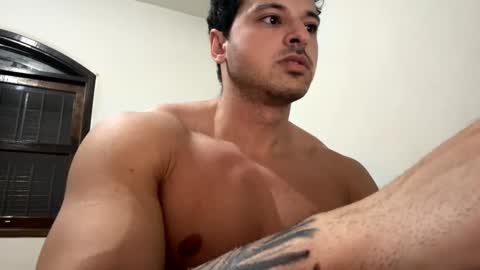 Snapshot of lucasfit24 chatting on January 23, 11:26 am lucasfit24 online show from January 23, 11:26 am