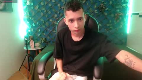 LucassSmith11 online show from January 15, 12:25 pm