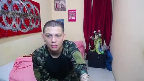luccas_bigcock online show from October 12, 10:00 pm