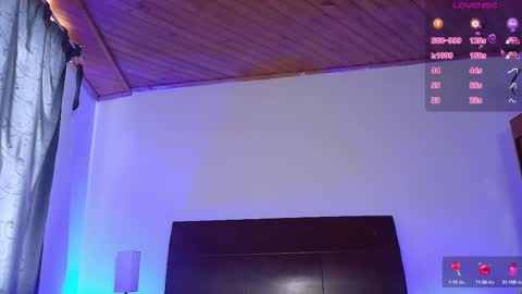 Luccy online show from October 3, 8:50 pm