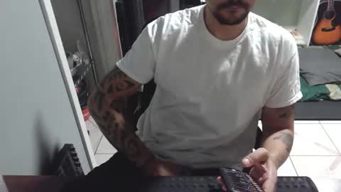 Luchi Luchano online show from November 29, 3:03 am