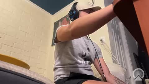 Felipe online show from September 24, 1:12 am