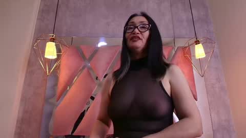 Luci online show from April 19, 3:29 am