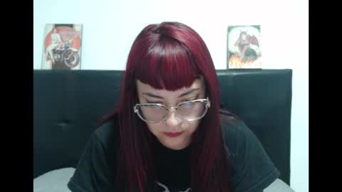 Lulu DCarton online show from March 4, 4:09 am