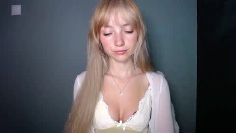 Lucy online show from September 14, 6:37 am