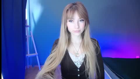 Lucy online show from February 18, 6:26 am