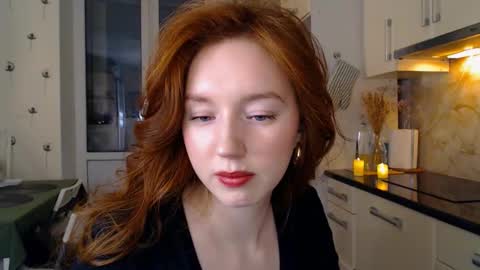 Snapshot of luciacoy chatting on February 5, 4:14 pm Lucia online show from February 5, 4:14 pm