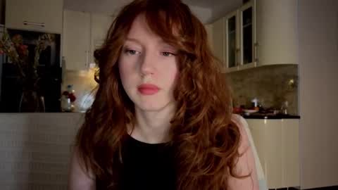 Lucia online show from October 18, 4:33 pm