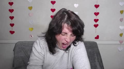 LuciaMi online show from February 26, 12:20 am