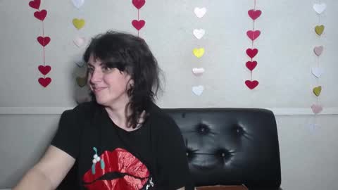 LuciaMi online show from February 9, 3:23 pm