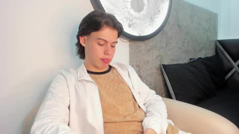 lucian_greyy online show from October 2, 4:11 am