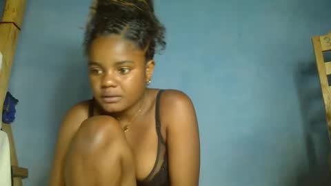 luciana012 online show from October 7, 6:48 pm