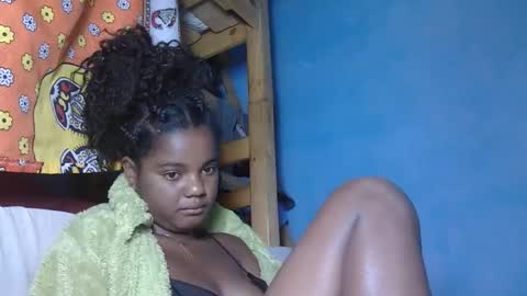 luciana012 online show from October 18, 7:07 pm