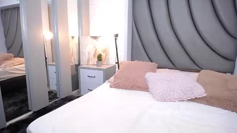 Luciana  online show from September 23, 2:22 pm