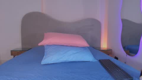 instagram luciana417  online show from December 17, 3:13 am