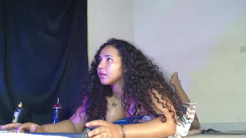 Snapshot of luciana_keating chatting on December 23, 1:24 pm luciana online show from December 23, 1:24 pm