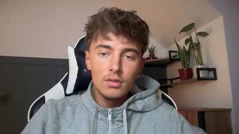 Lucian online show from September 22, 7:51 pm