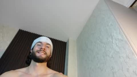 Luciano online show from September 22, 1:21 am