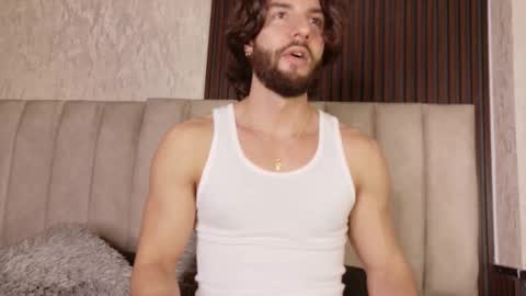 Luciano online show from September 18, 10:47 pm