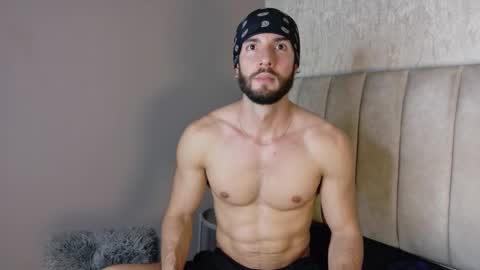 Luciano online show from September 29, 1:15 am