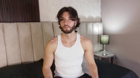 Luciano online show from October 24, 10:10 pm