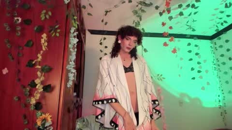 Lucy or Lucian 3 Come to my social Links3   online show from February 24, 8:50 am