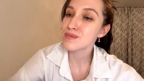 Mary online show from November 25, 5:23 pm