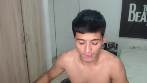 Snapshot of lucifferr_ chatting on February 11, 5:16 am leonel online show from February 11, 5:16 am