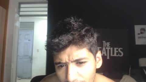Snapshot of lucifferr_ chatting on September 18, 12:47 am leonel online show from September 18, 12:47 am