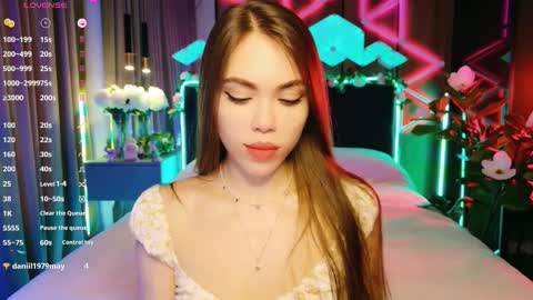 Snapshot of lucifiella chatting on September 10, 5:14 pm MimiFors online show from September 10, 5:14 pm