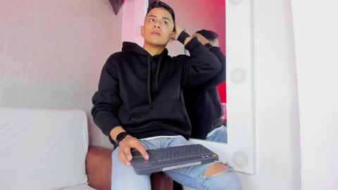 Leo online show from February 23, 11:44 am