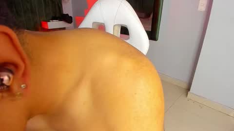 Leo online show from November 10, 12:19 pm