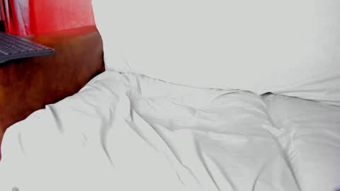 Leo online show from February 26, 2:27 pm