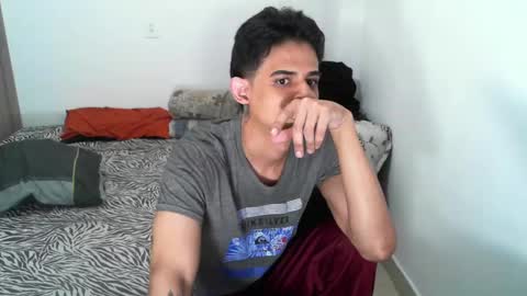 Snapshot of lucky_badboy chatting on March 5, 3:08 am Lucky online show from March 5, 3:08 am