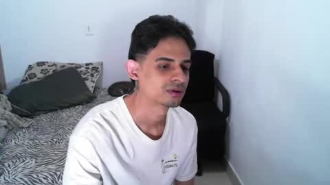 Snapshot of lucky_badboy chatting on February 4, 2:17 am Lucky online show from February 4, 2:17 am