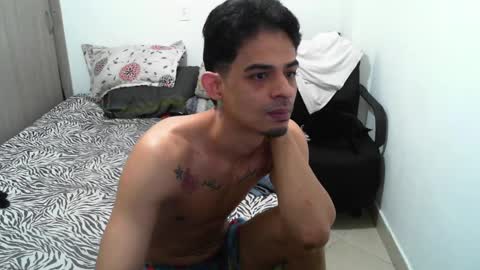 Snapshot of lucky_badboy chatting on February 11, 9:46 pm Lucky online show from February 11, 9:46 pm