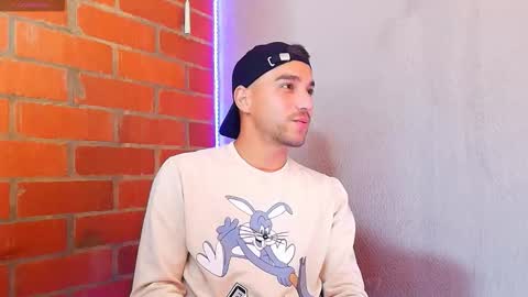 Snapshot of lucky_blessed chatting on September 19, 10:13 pm lucky_blessed online show from September 19, 10:13 pm