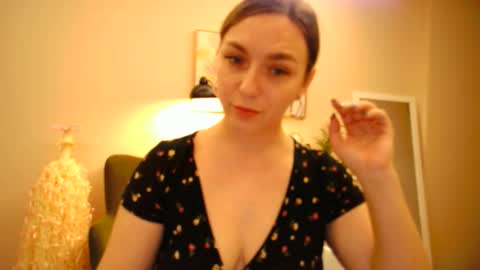 Snapshot of lucky_foryou_baby chatting on January 2, 3:51 pm lucky_foryou_baby online show from January 2, 3:51 pm